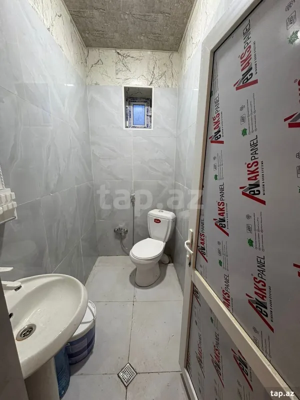 Satılır 4 otaqlı həyət evi