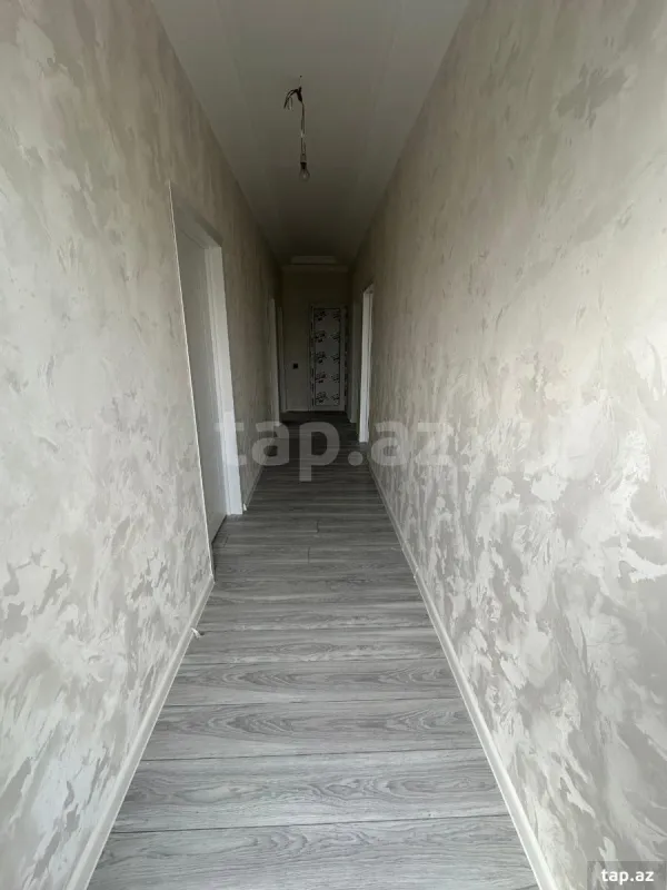 Satılır 4 otaqlı həyət evi