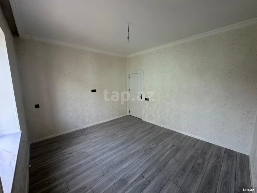 Satılır 4 otaqlı həyət evi