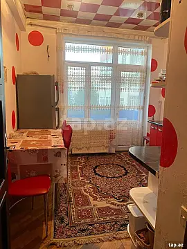 Kirayə verilir 2 otaqlı yeni tikili 80 m²