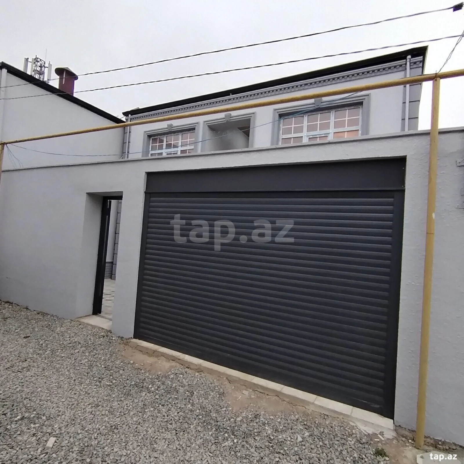 Satılır 3 otaqlı həyət evi