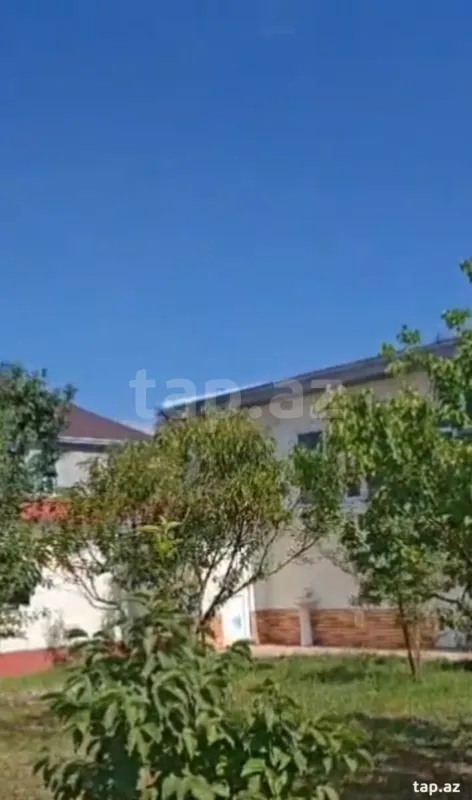 Satılır 4 otaqlı həyət evi