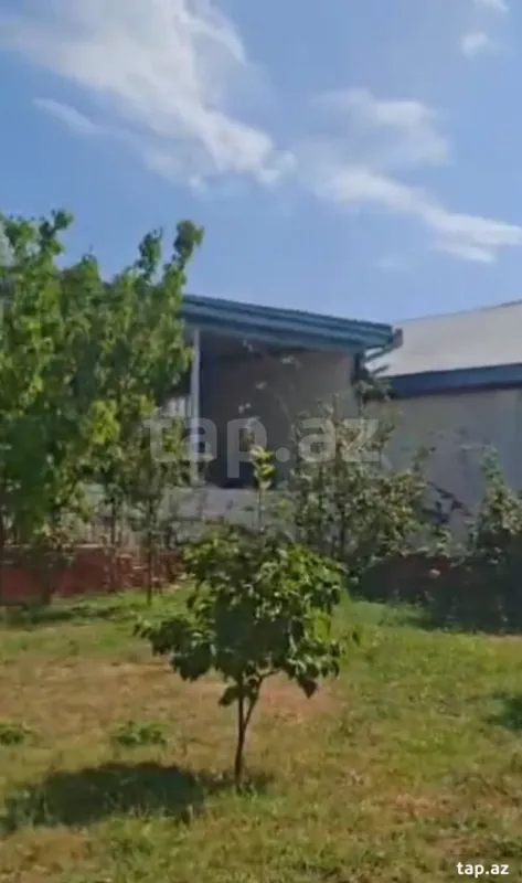 Satılır 4 otaqlı həyət evi