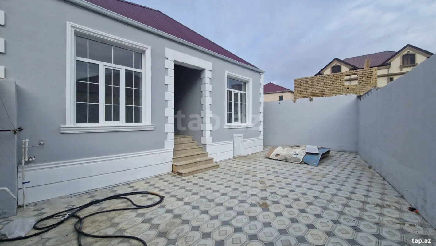 Satılır 3 otaqlı həyət evi
