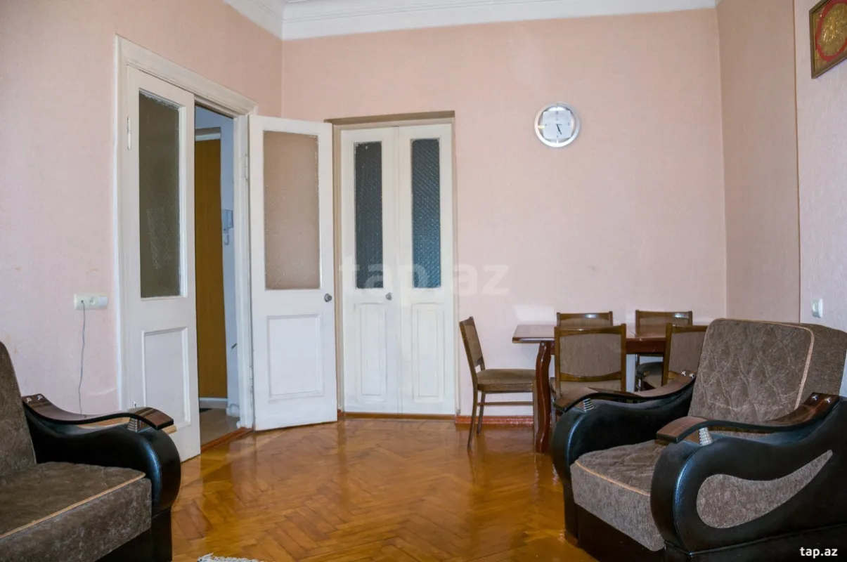 Kirayə verilir 2 otaqlı mənzil 46 m²
