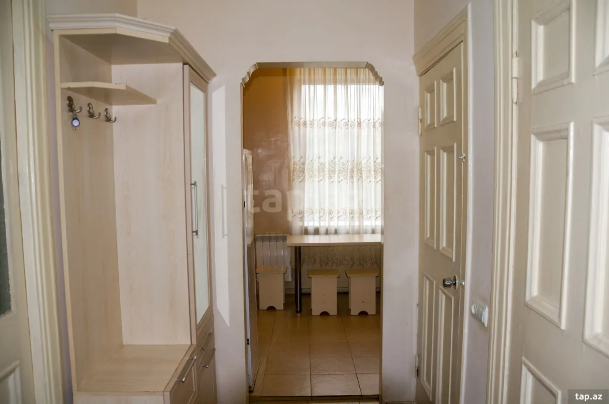 Kirayə verilir 2 otaqlı mənzil 46 m²