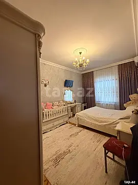 Satılır 4 otaqlı həyət evi