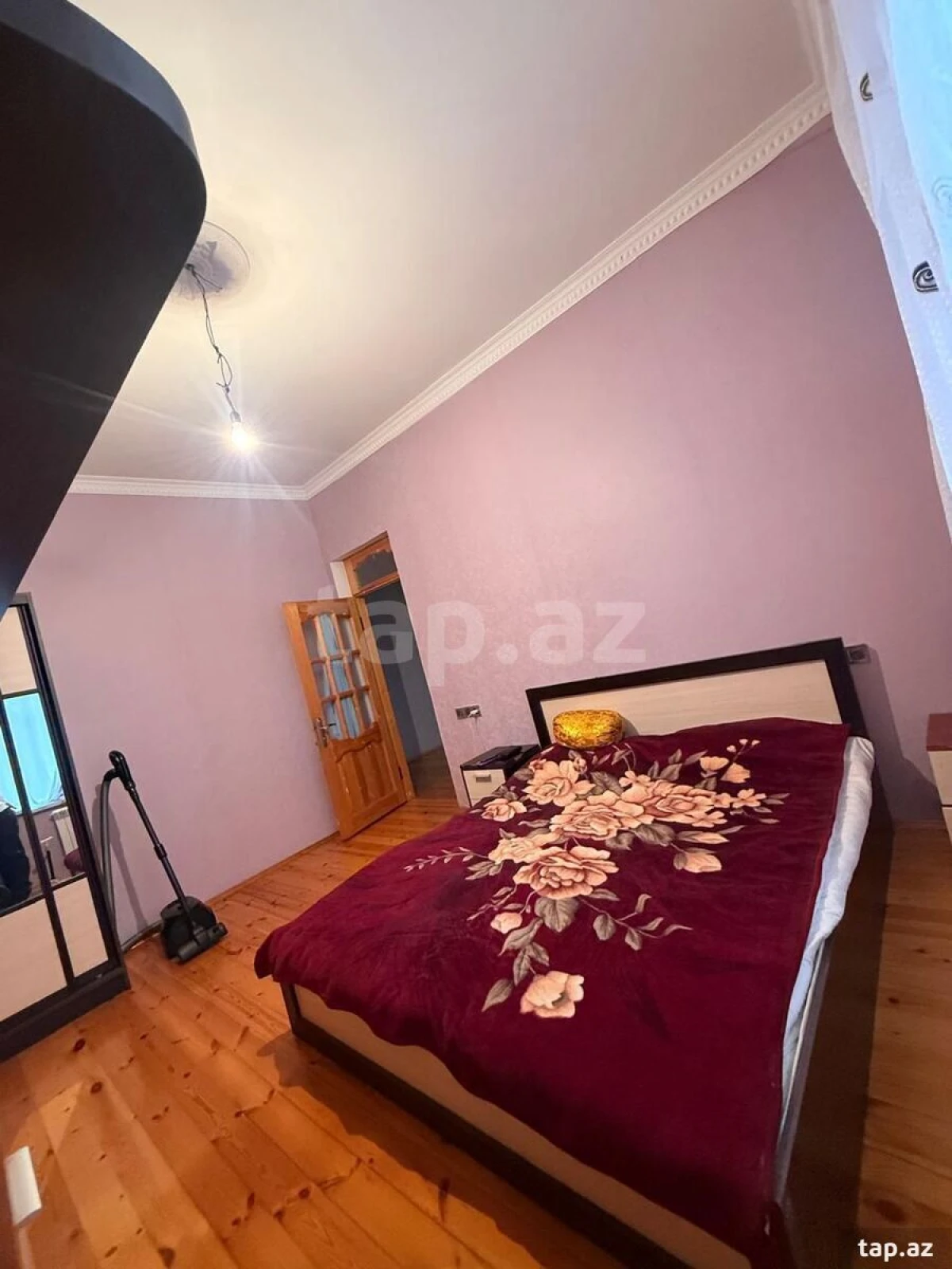 Satılır 4 otaqlı həyət evi