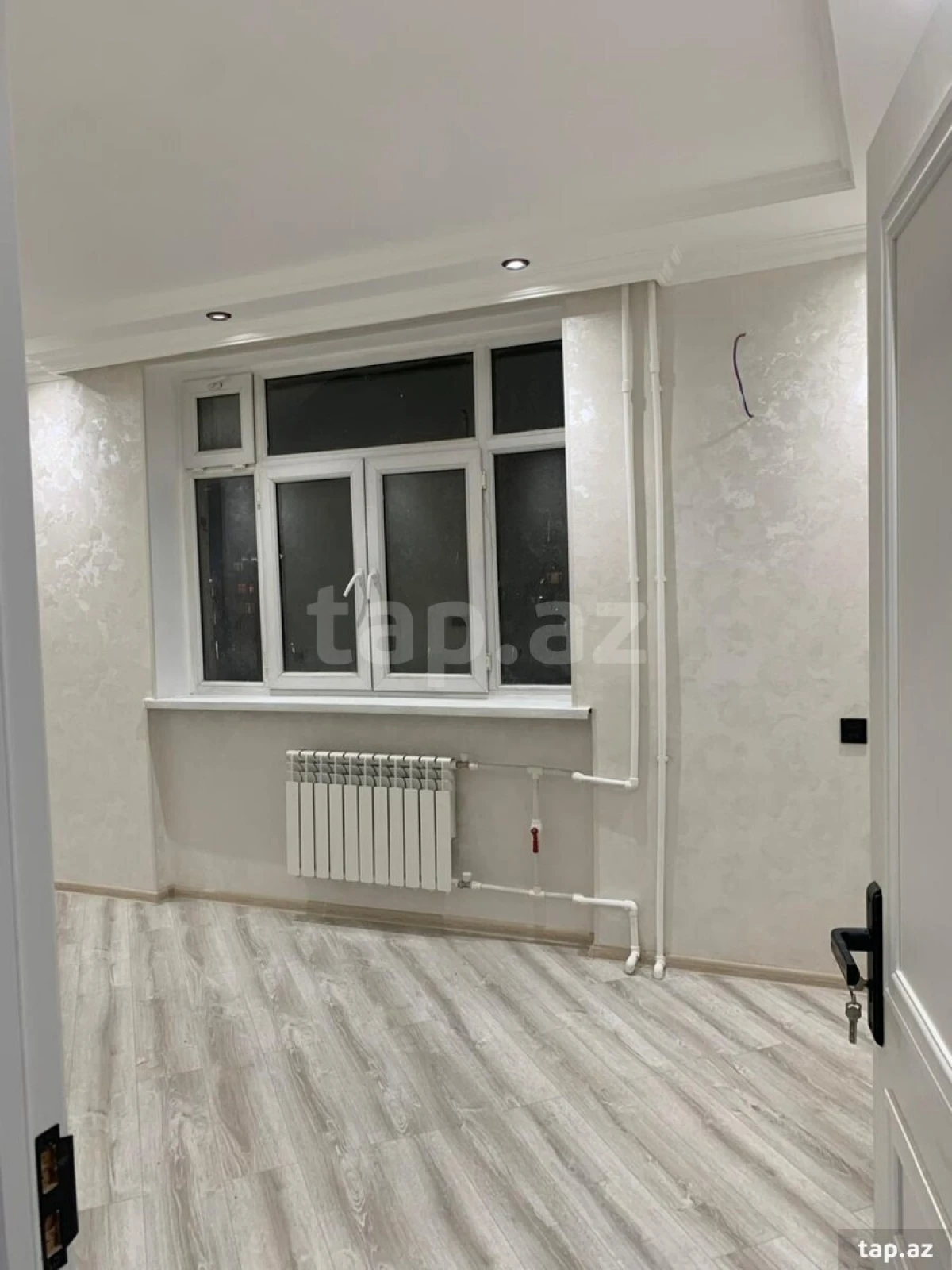 Satılır 2 otaqlı mənzil 56 m²