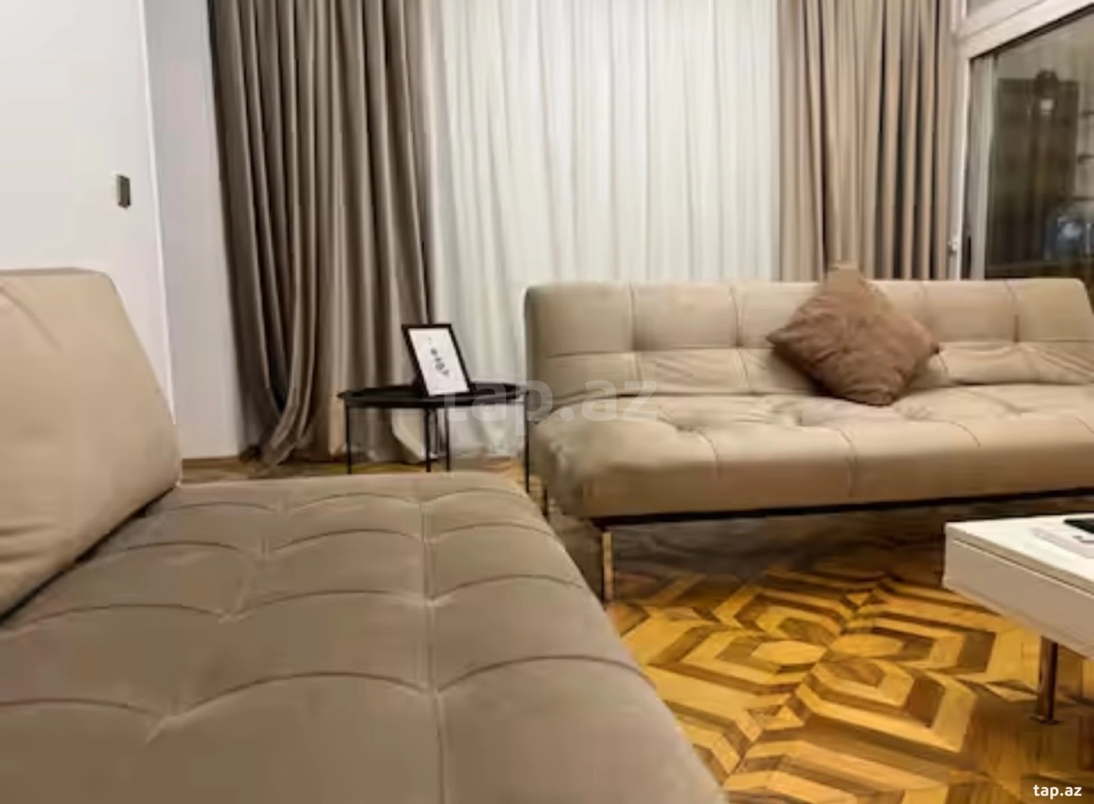 Kirayə verilir 3 otaqlı yeni tikili 100 m²