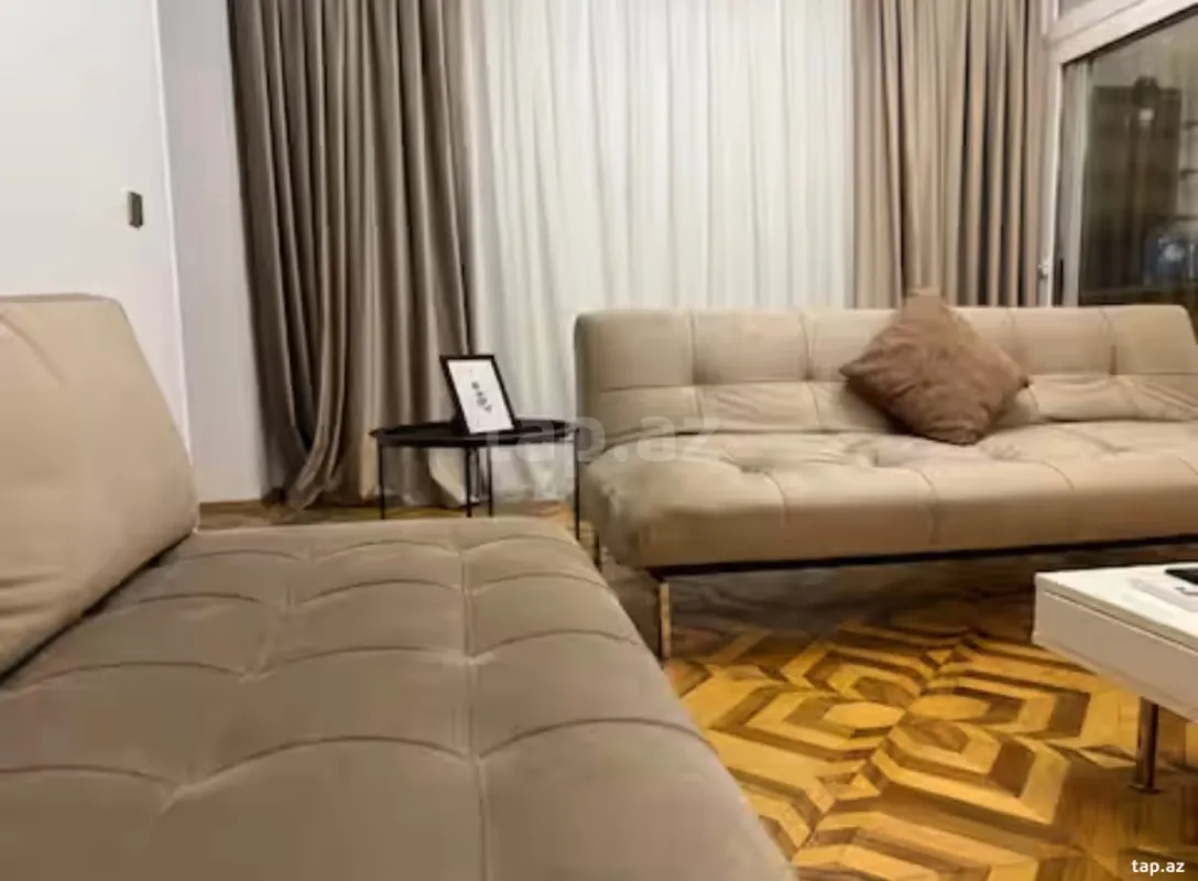 Kirayə verilir 3 otaqlı yeni tikili 100 m²