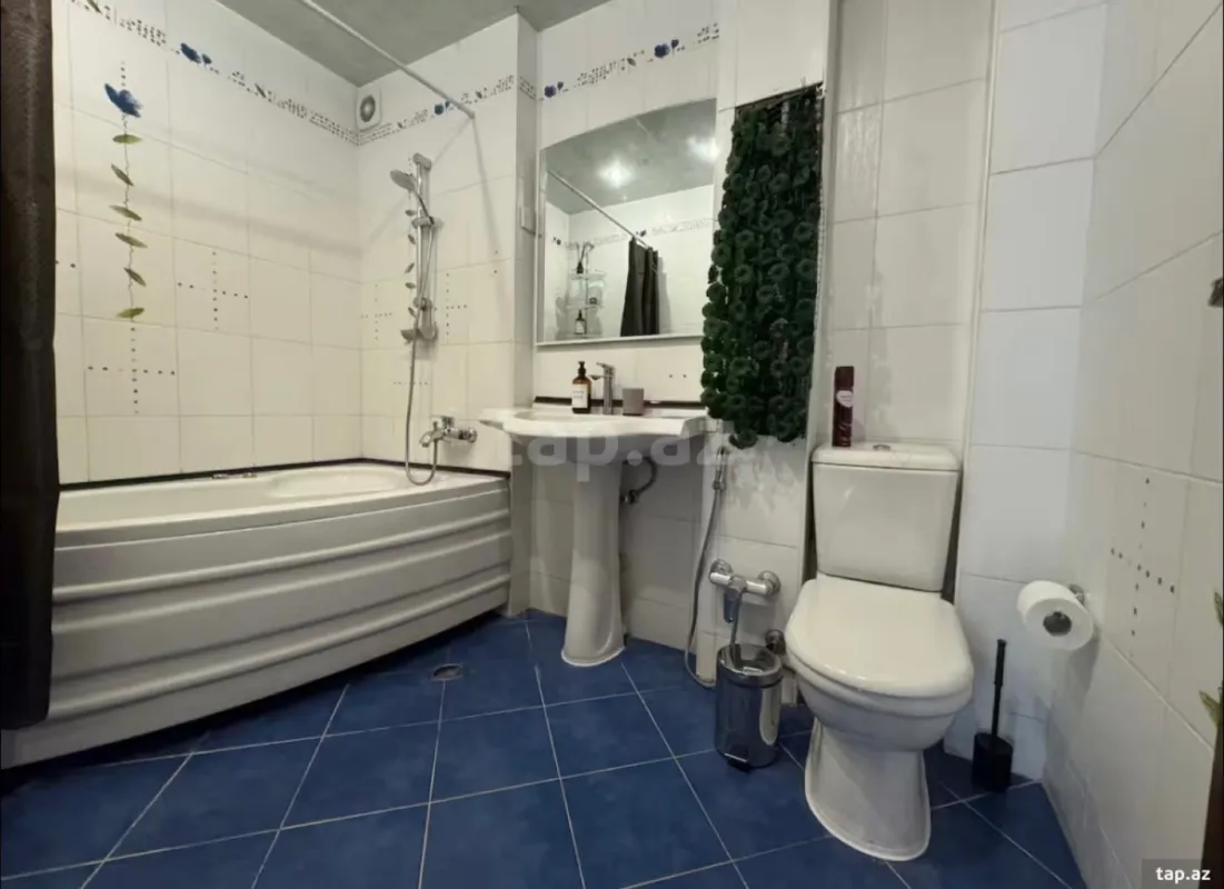 Kirayə verilir 3 otaqlı yeni tikili 100 m²