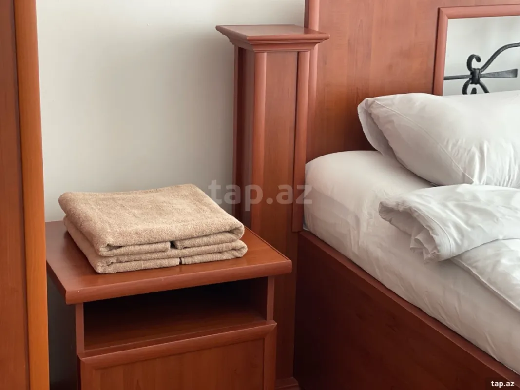 Kirayə verilir 3 otaqlı yeni tikili 100 m²