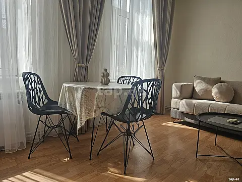 Kirayə verilir 2 otaqlı mənzil 50 m² — Bakı, Nizami 2 otaq 50.00 m²