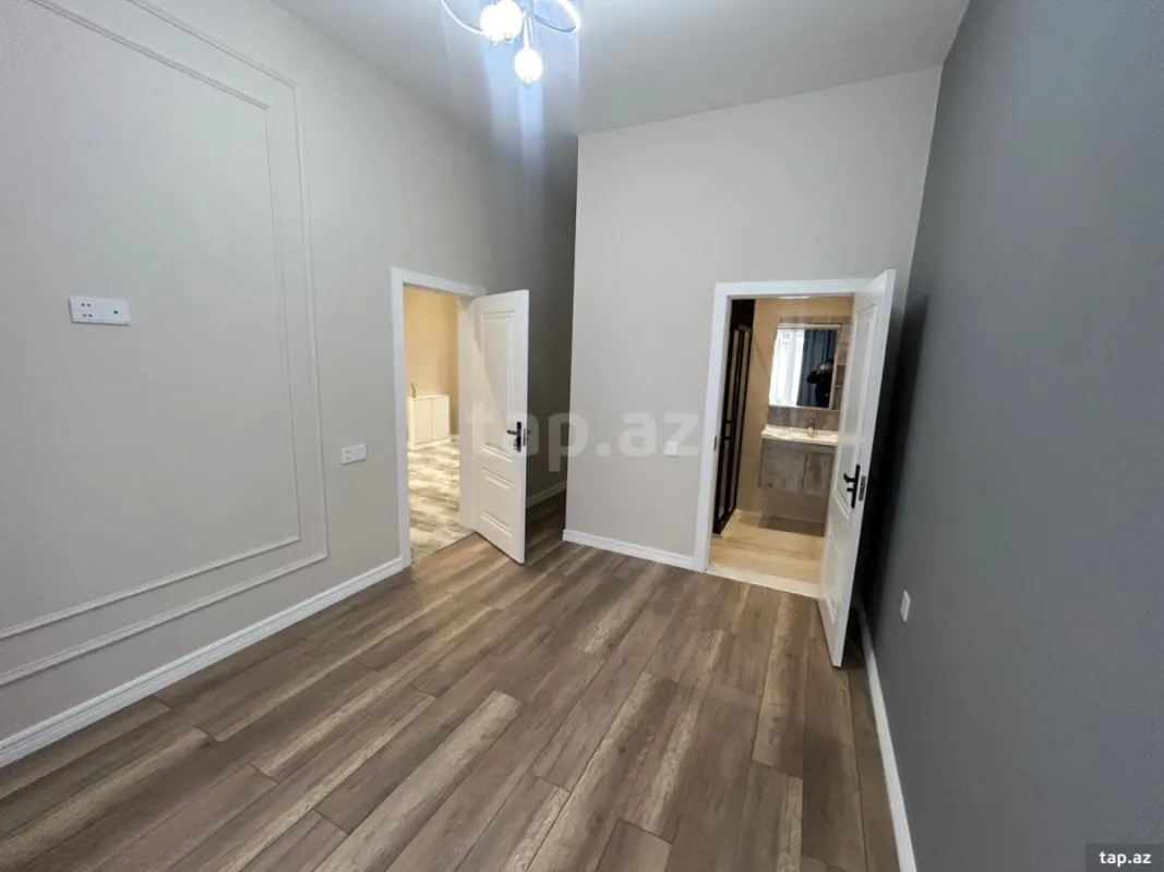 Satılır 4 otaqlı həyət evi