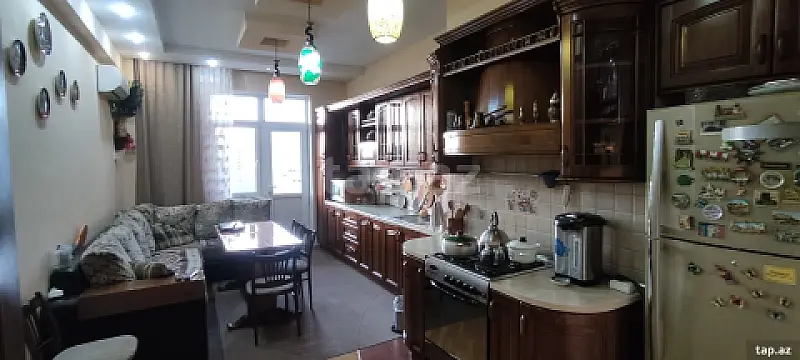 Satılır 4 otaqlı yeni tikili 209 m²