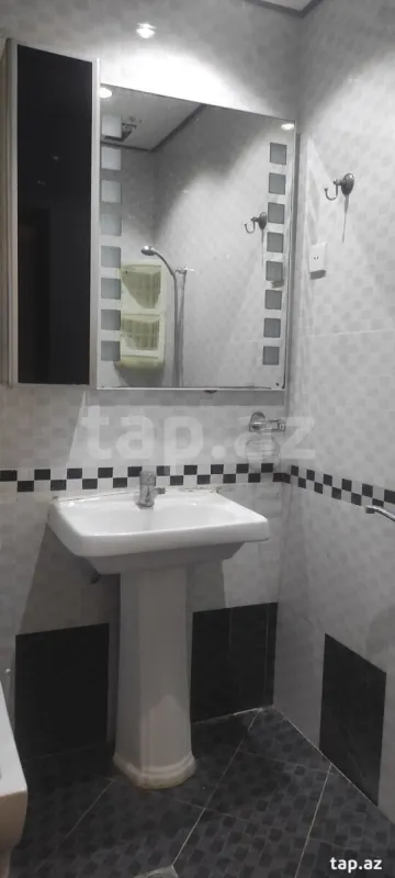 Kirayə verilir 3 otaqlı mənzil 68 m²