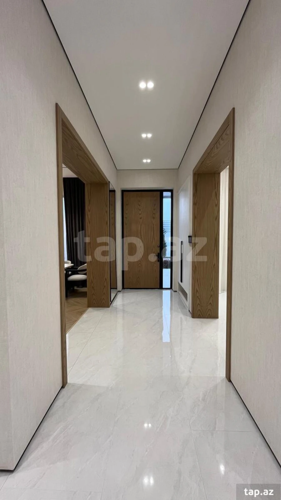 Satılır 5 otaqlı həyət evi