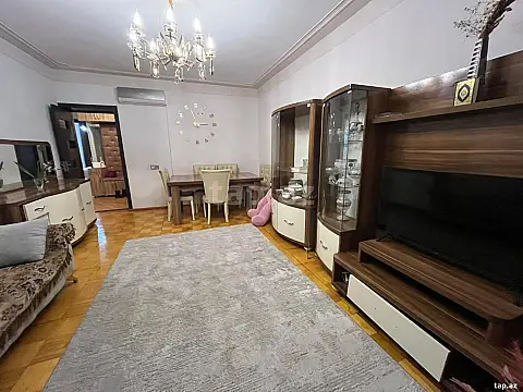 Satılır 3 otaqlı mənzil 70 m²