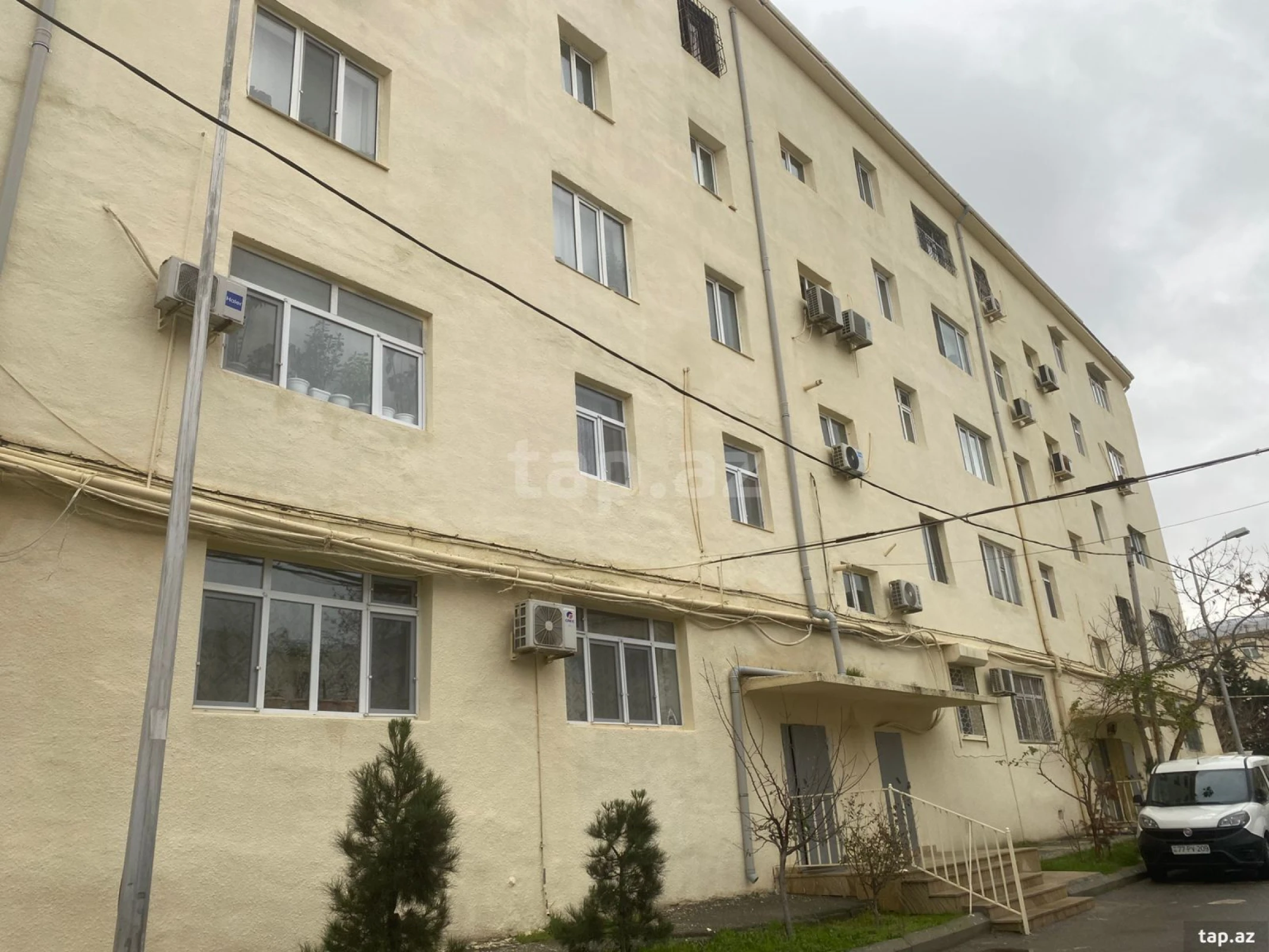Satılır 3 otaqlı mənzil 70 m²