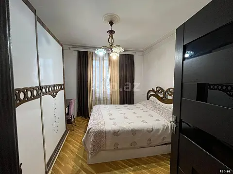 Satılır 3 otaqlı mənzil 70 m²