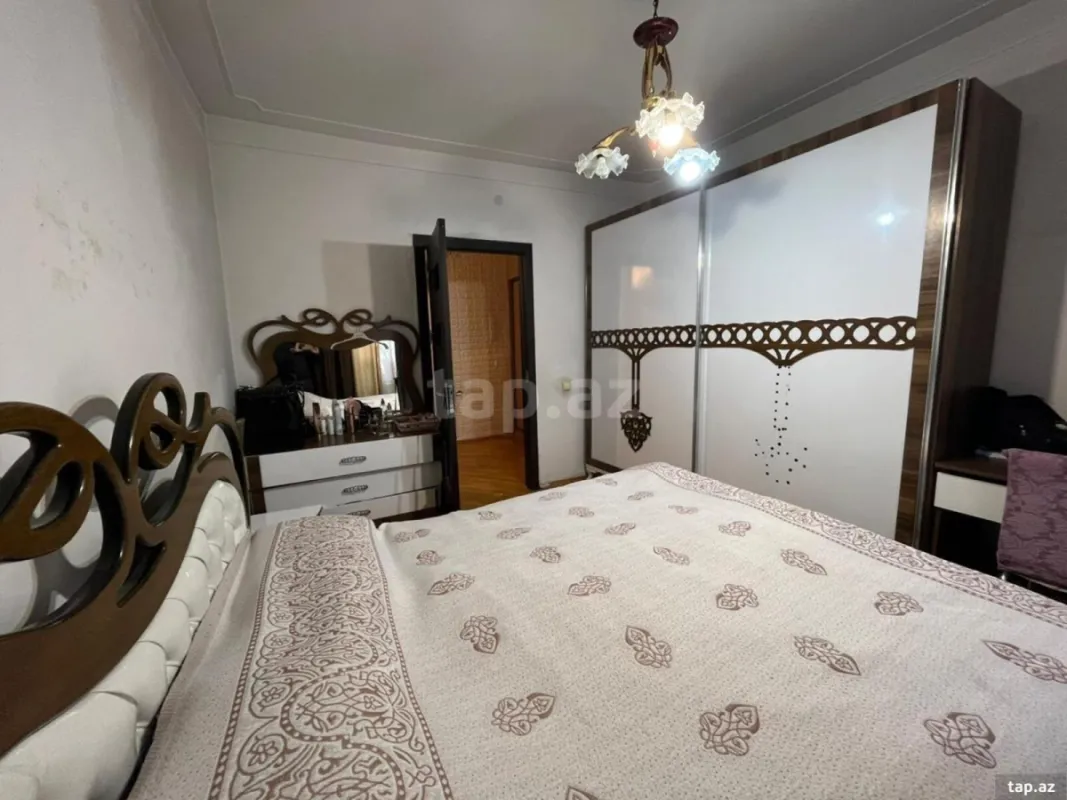 Satılır 3 otaqlı mənzil 70 m²