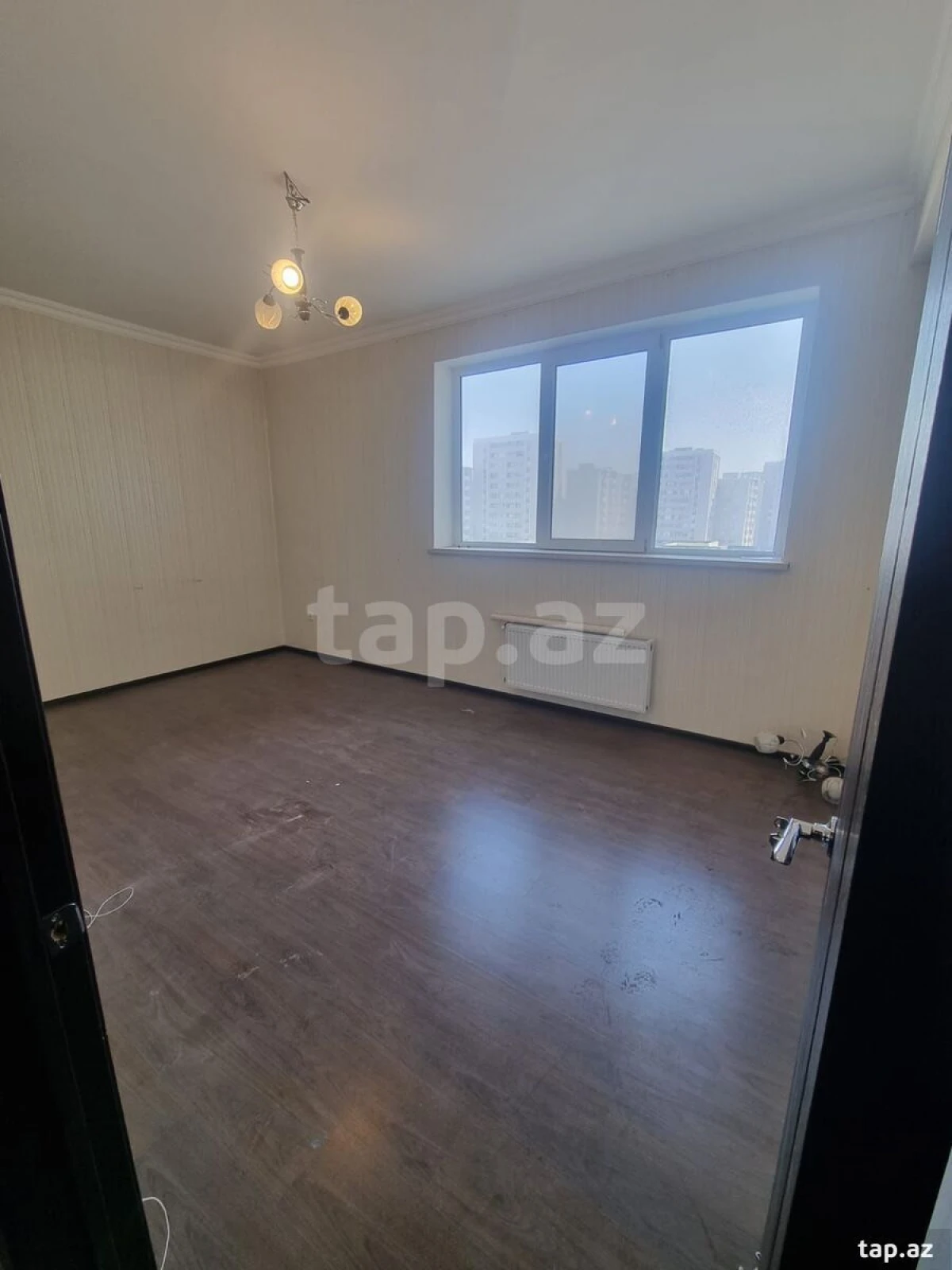 Satılır 3 otaqlı yeni tikili 85 m²