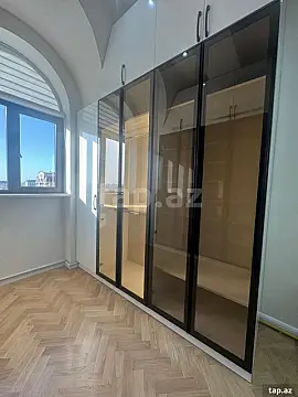 Kirayə verilir 2 otaqlı yeni tikili 60 m²