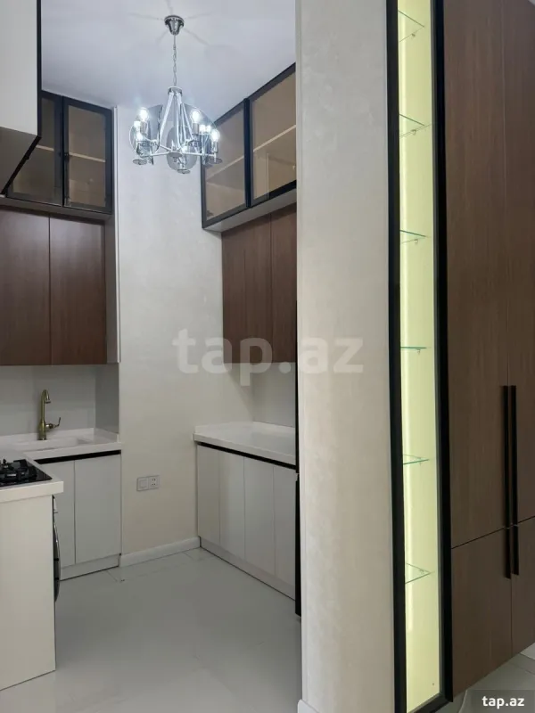 Kirayə verilir 2 otaqlı yeni tikili 60 m²