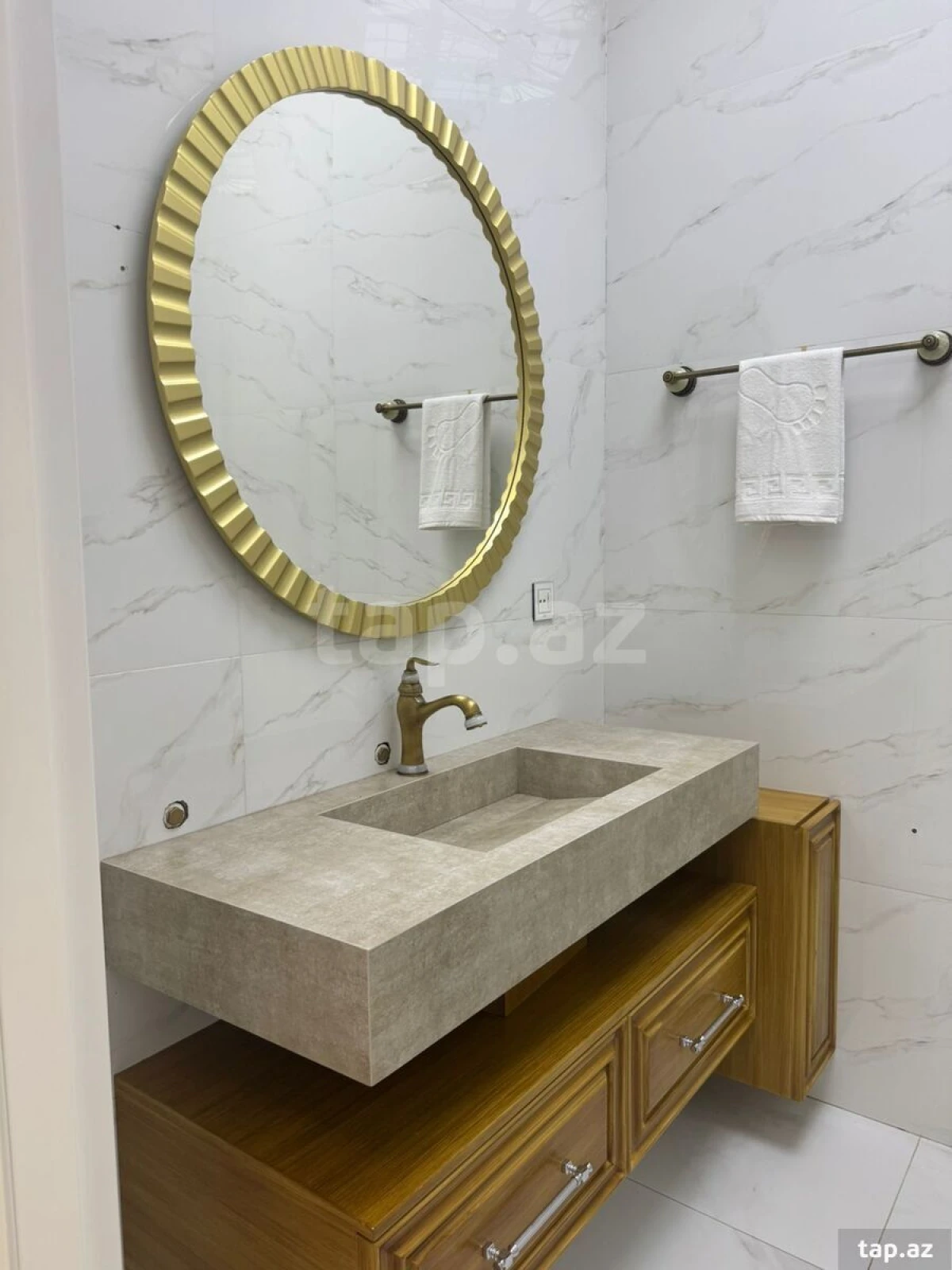 Kirayə verilir 2 otaqlı yeni tikili 60 m²