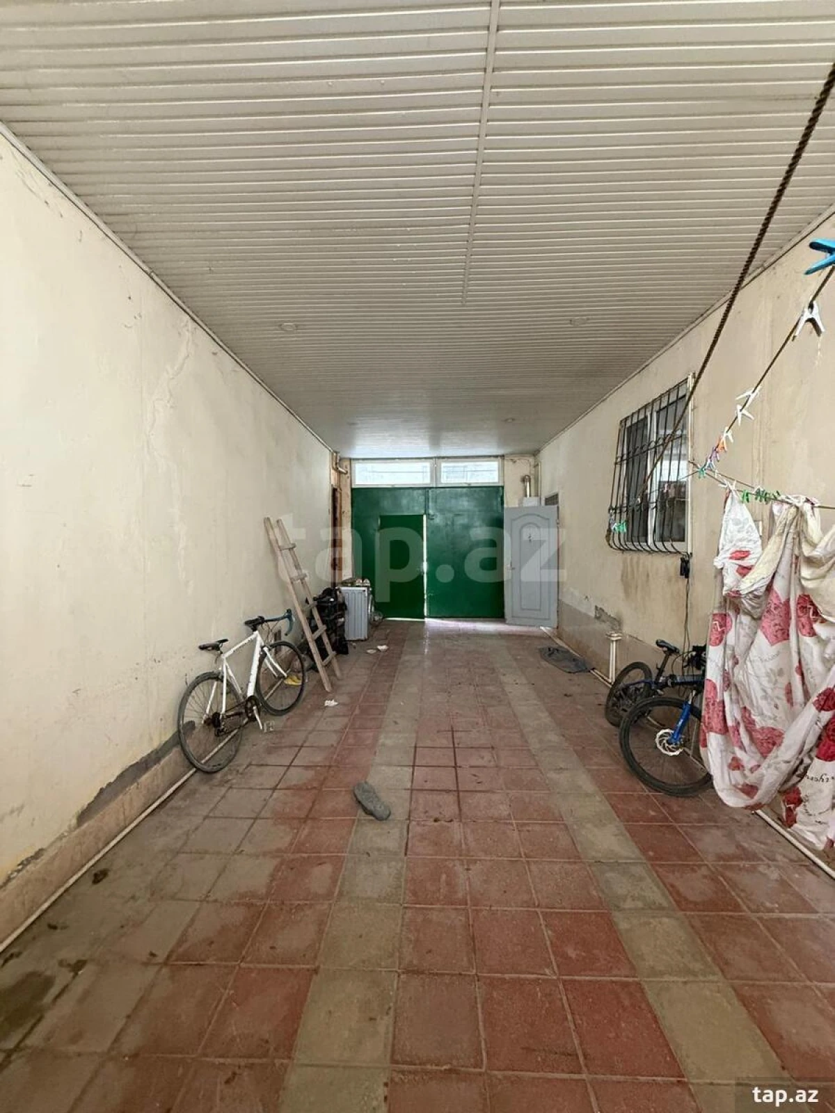 Satılır 3 otaqlı həyət evi