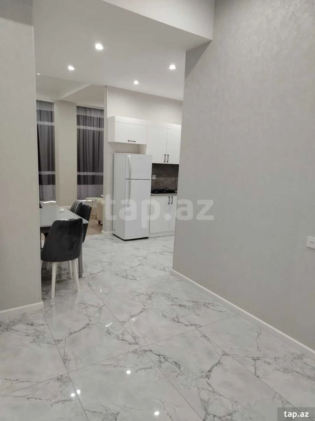 Kirayə verilir 1 otaqlı yeni tikili 45 m²