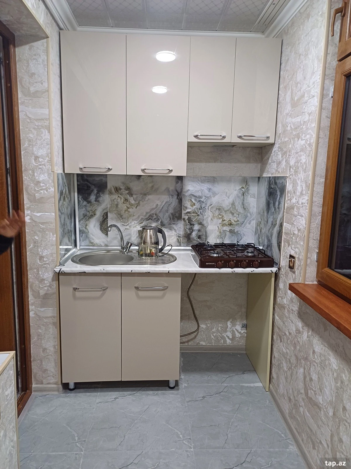 Kirayə verilir 2 otaqlı mənzil 32 m²