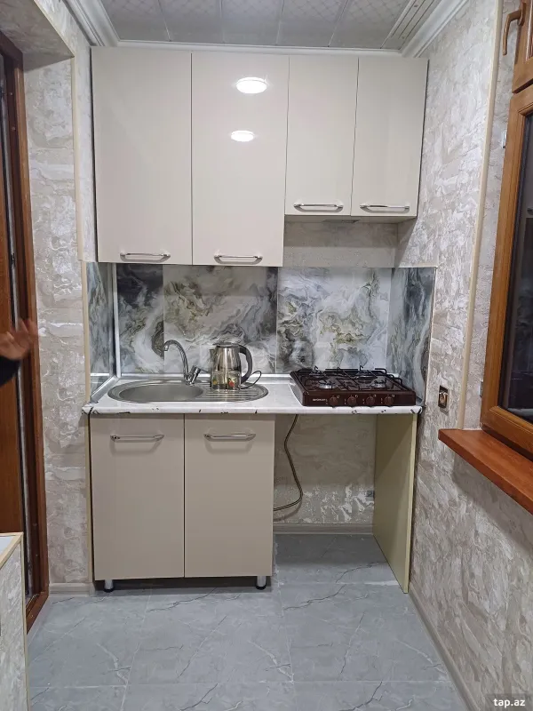 Kirayə verilir 2 otaqlı mənzil 32 m²