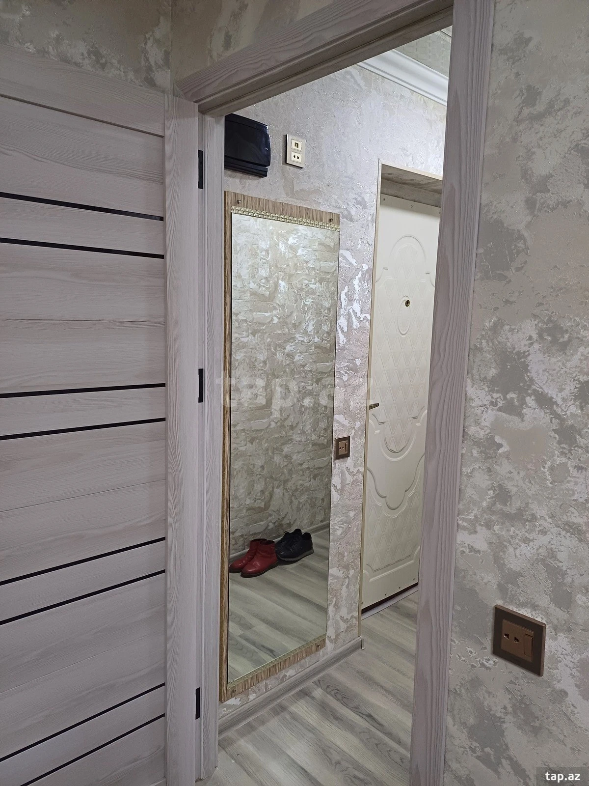 Kirayə verilir 2 otaqlı mənzil 32 m²