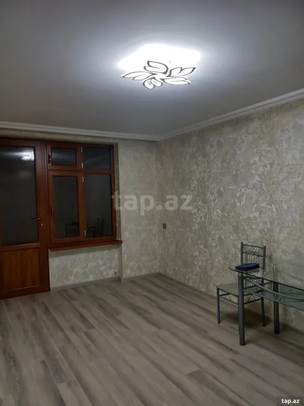Kirayə verilir 2 otaqlı mənzil 32 m²