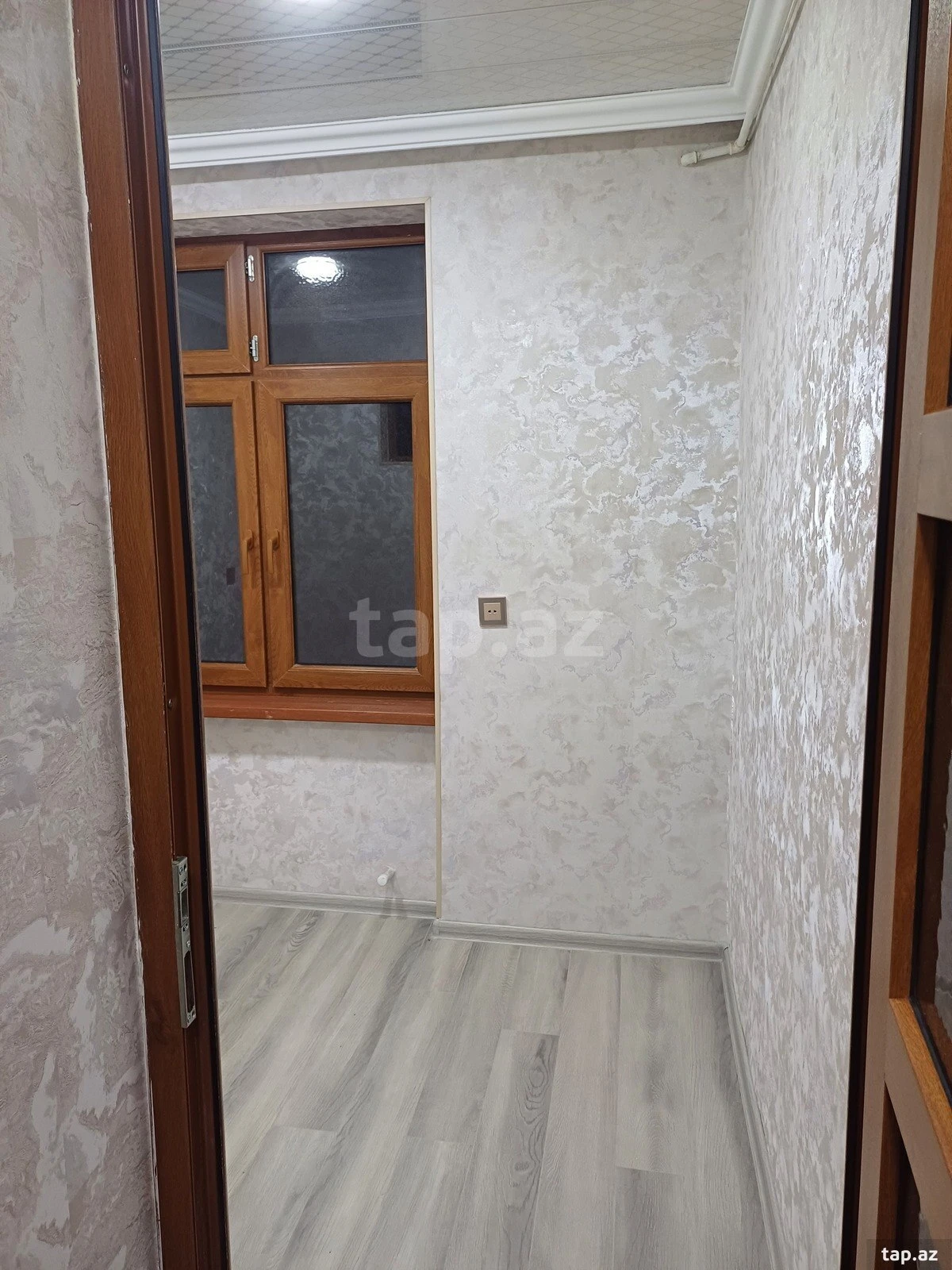 Kirayə verilir 2 otaqlı mənzil 32 m²