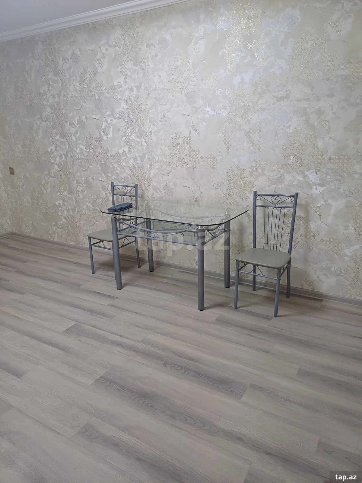 Kirayə verilir 2 otaqlı mənzil 32 m²