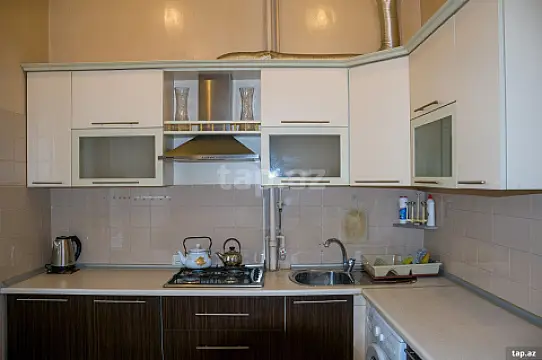 Kirayə verilir 2 otaqlı mənzil 50 m²
