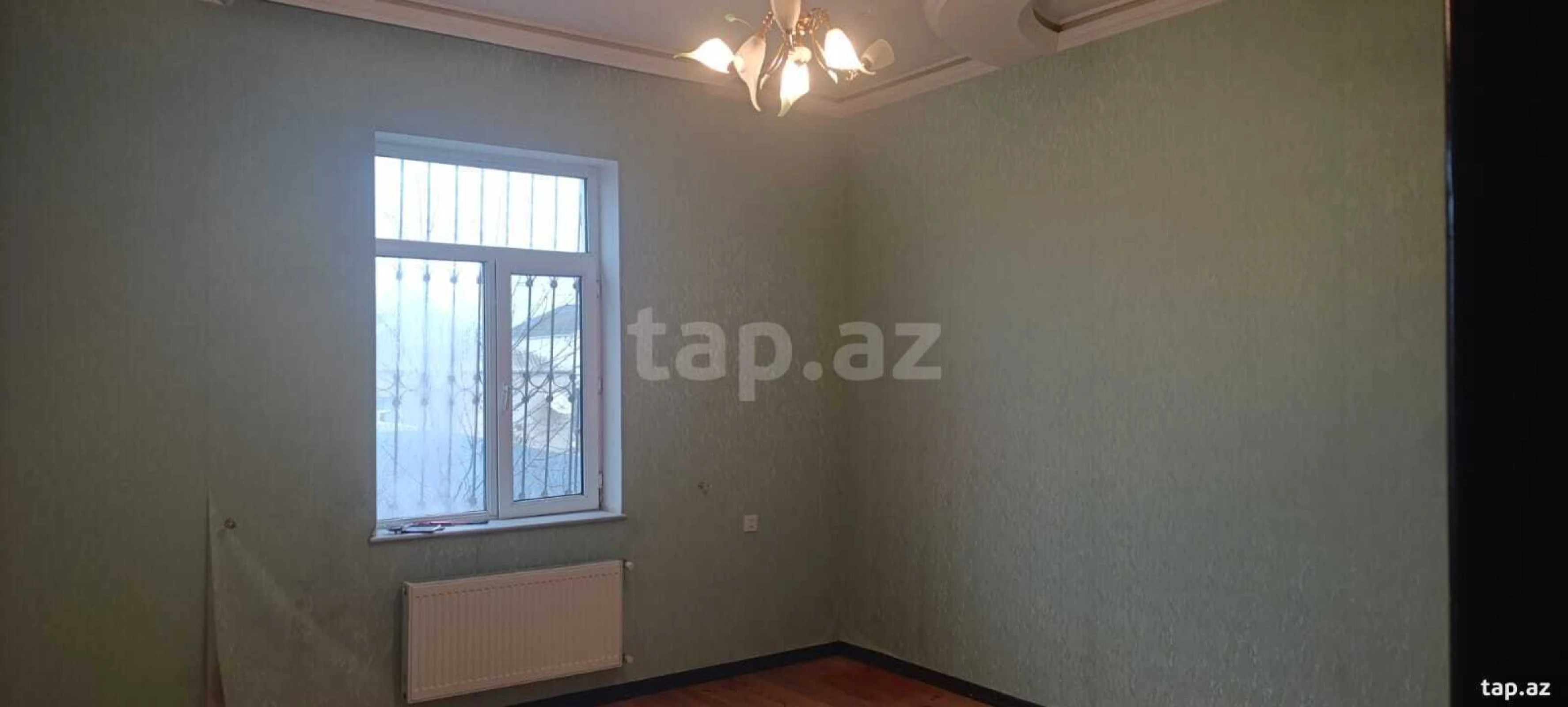 Satılır 4 otaqlı həyət evi