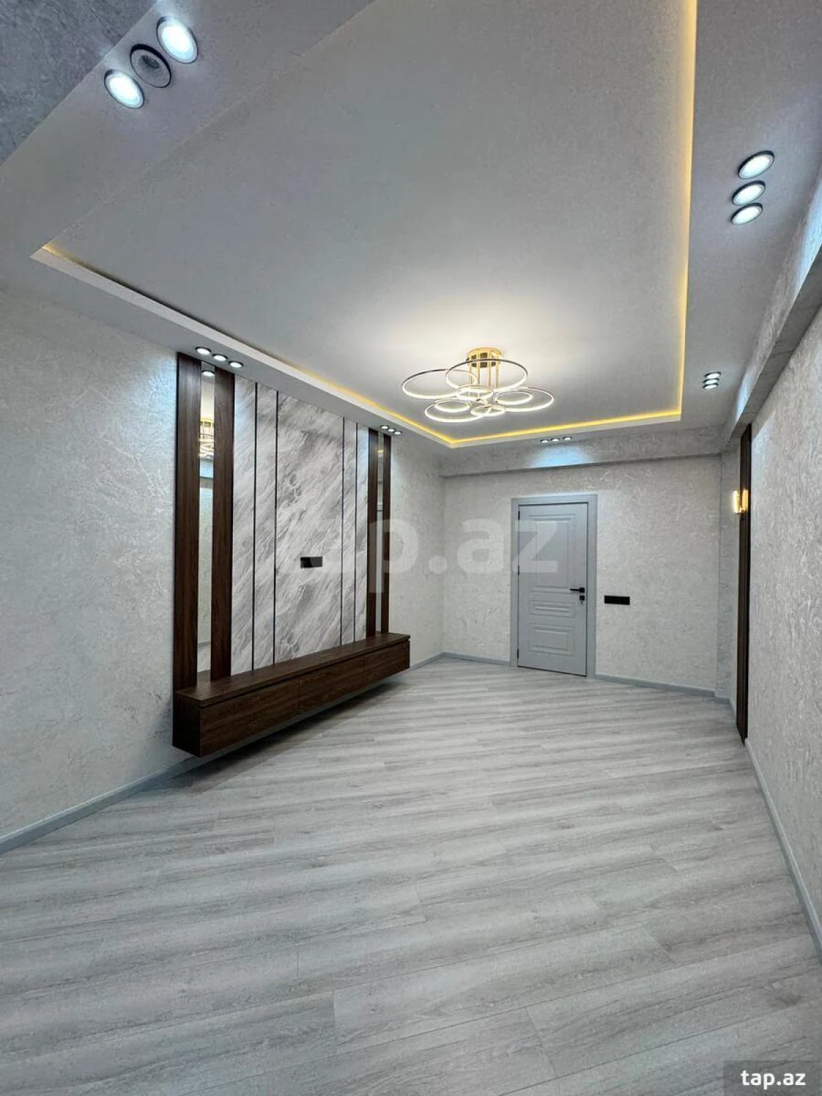 Satılır 3 otaqlı yeni tikili 90 m²