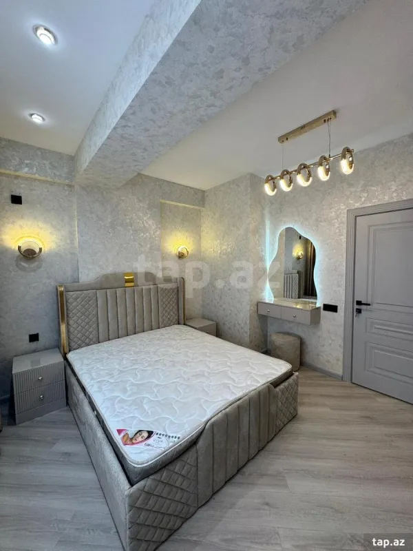 Satılır 3 otaqlı yeni tikili 90 m²