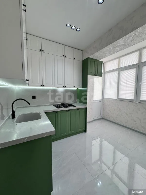 Satılır 3 otaqlı yeni tikili 90 m²