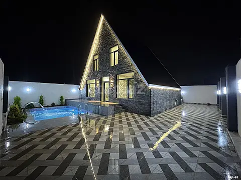 Satılır 5 otaqlı həyət evi