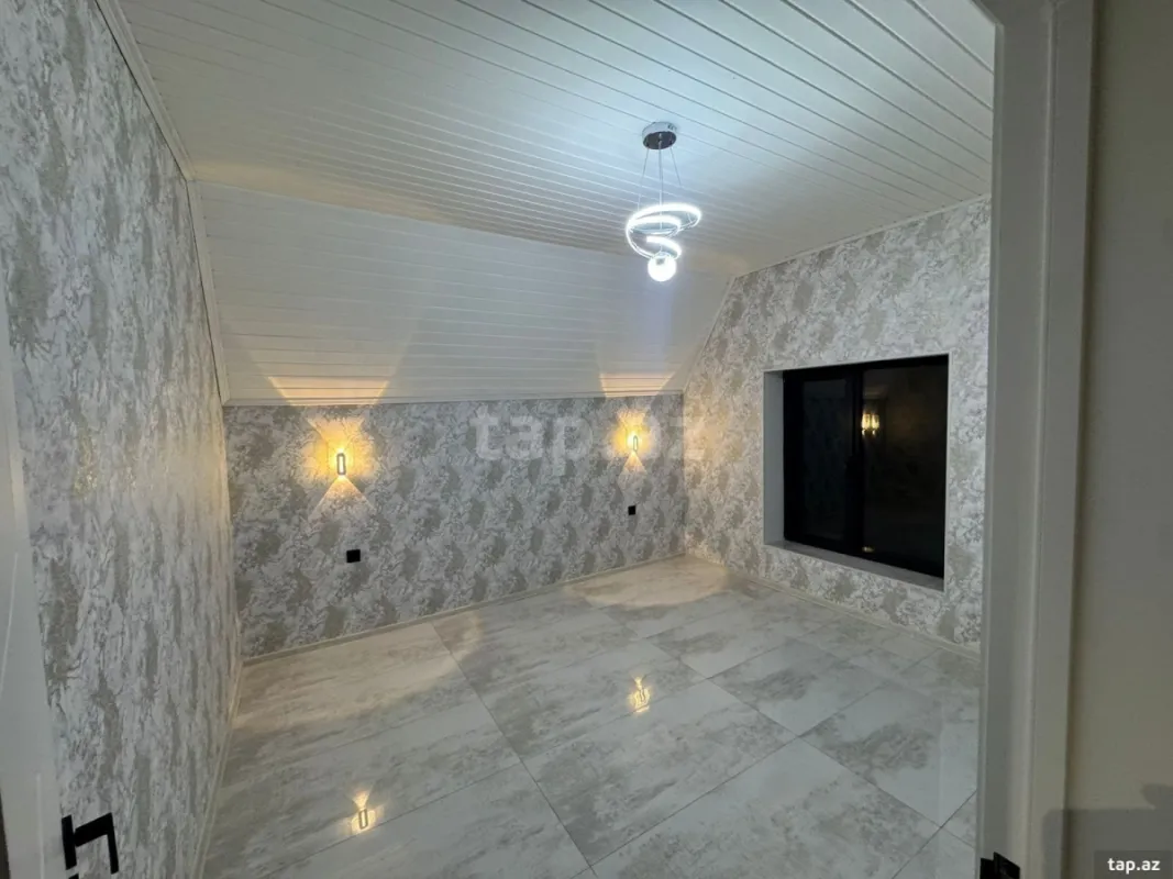 Satılır 5 otaqlı həyət evi