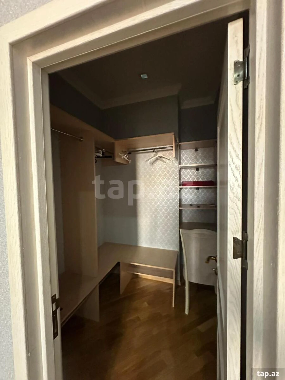 Kirayə verilir 2 otaqlı yeni tikili 110 m²