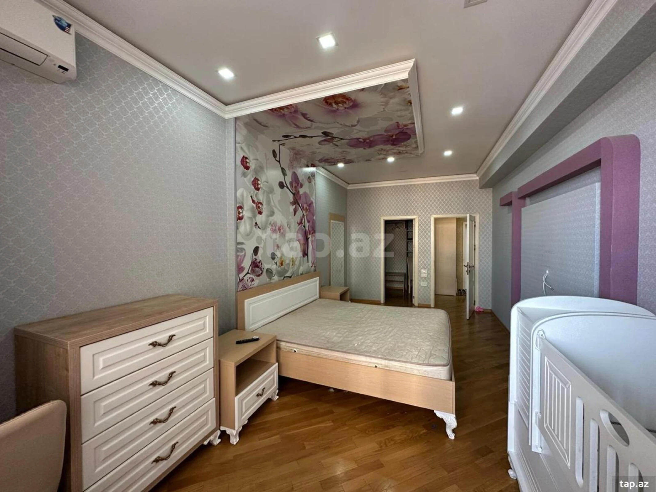 Kirayə verilir 2 otaqlı yeni tikili 110 m²