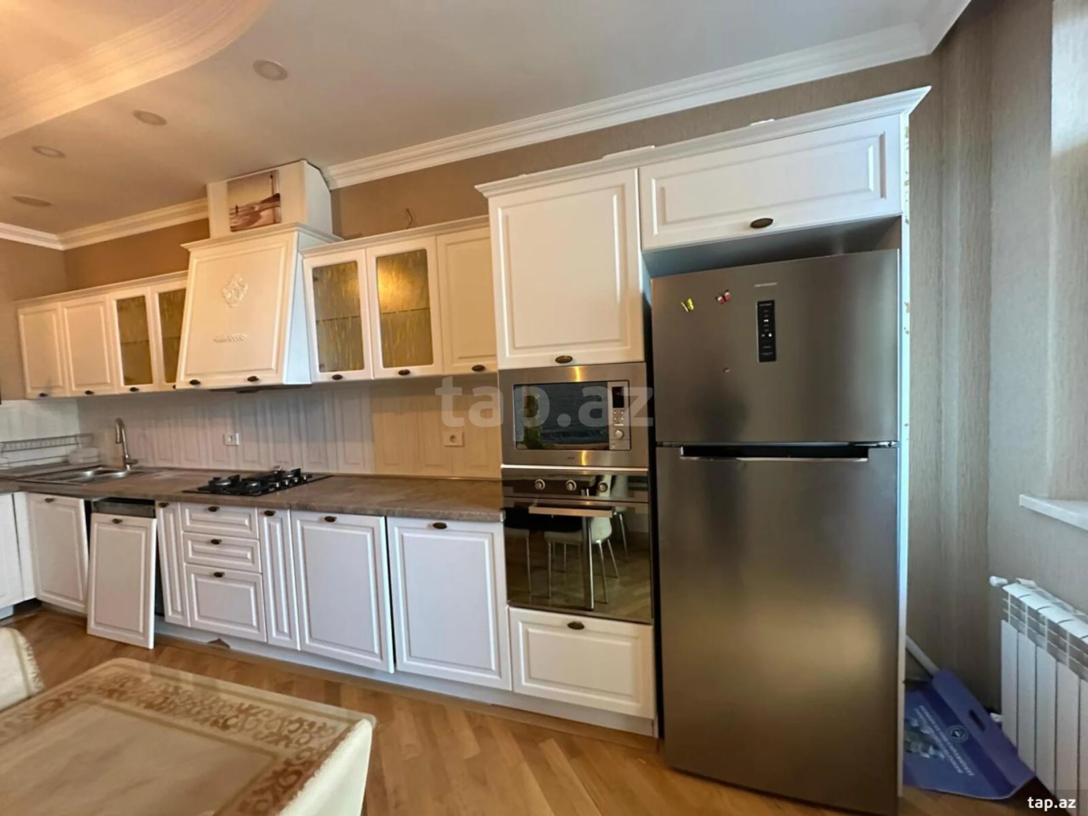 Kirayə verilir 2 otaqlı yeni tikili 110 m²