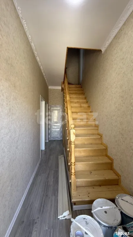 Satılır 4 otaqlı həyət evi