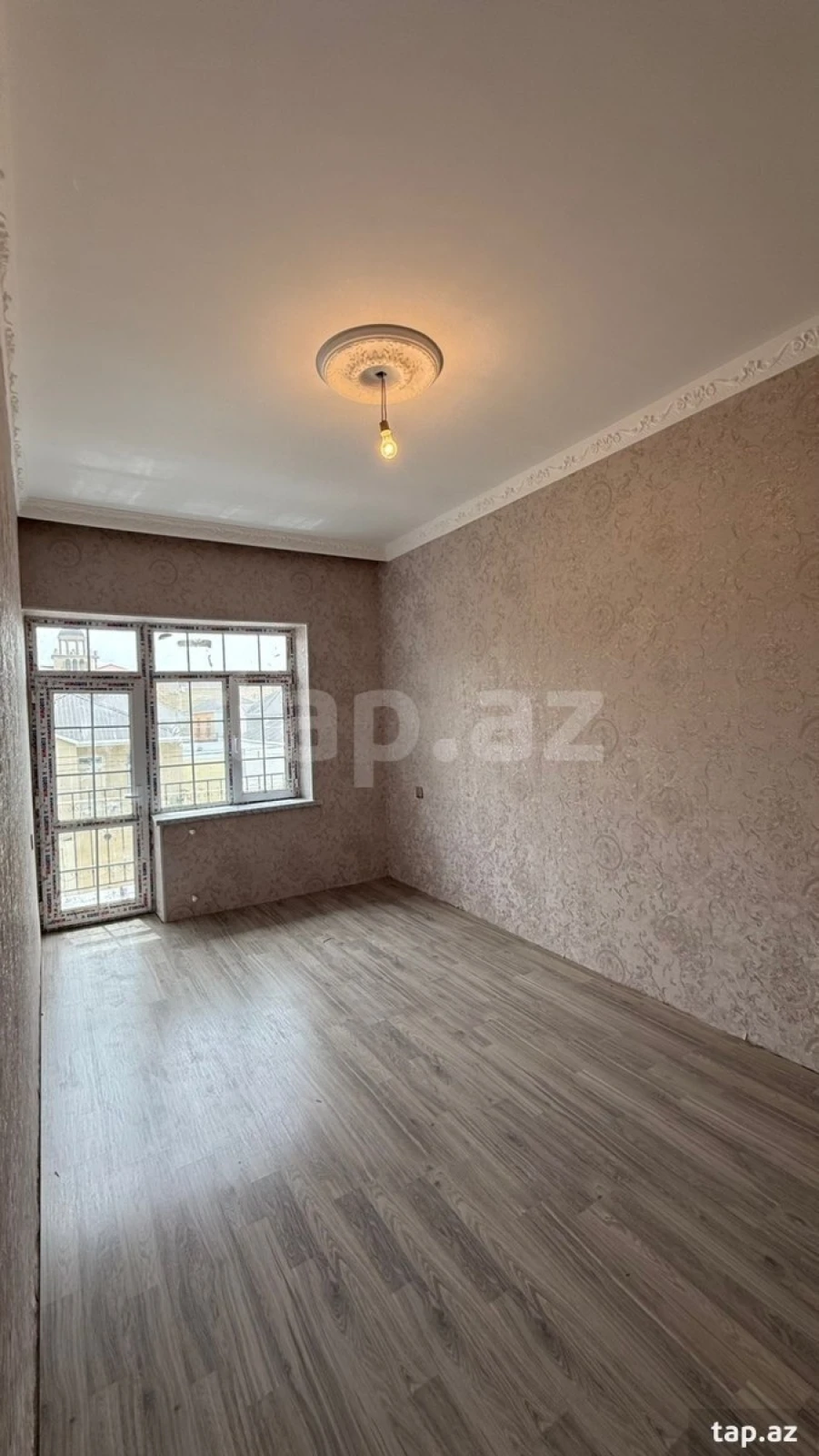 Satılır 4 otaqlı həyət evi